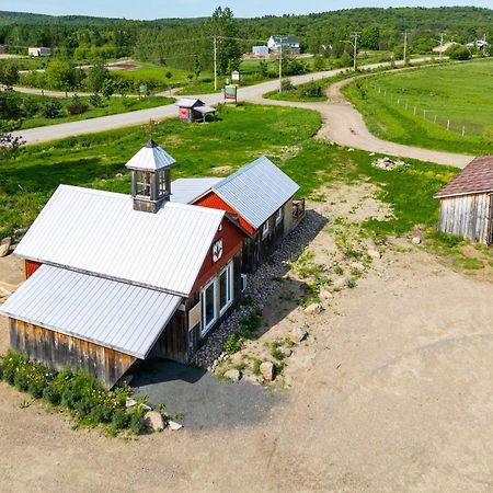 Le Baluchon Eco-Villegiature Saint-Paulin Экстерьер фото